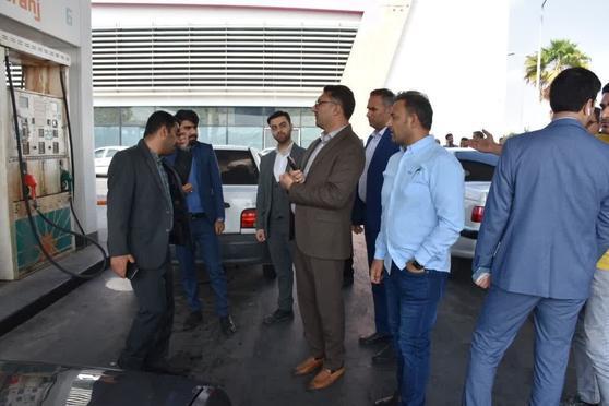 فرآیند توقیف بیش از هزار خودروی قاچاقچیان سوخت در هرمزگان آغاز شد + فيلم