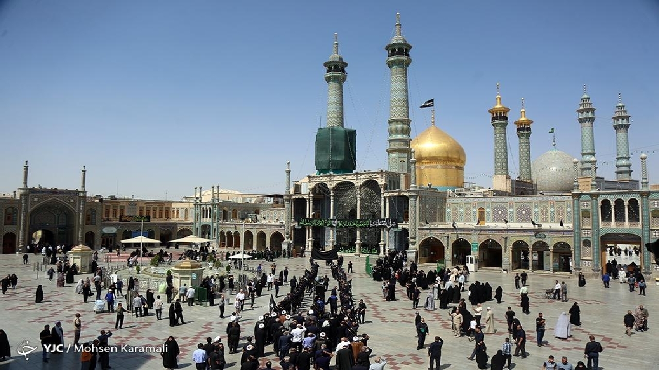 ویژه برنامه‌های رادیو در سالروز وفات حضرت معصومه (س)