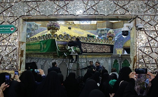 آیین سیاه پوشان حرم مطهر حضرت معصومه (س)