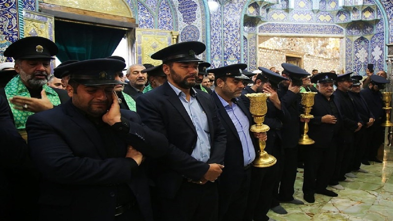 برگزاری آیین سیاه پوشان حرم مطهر حضرت معصومه (س)