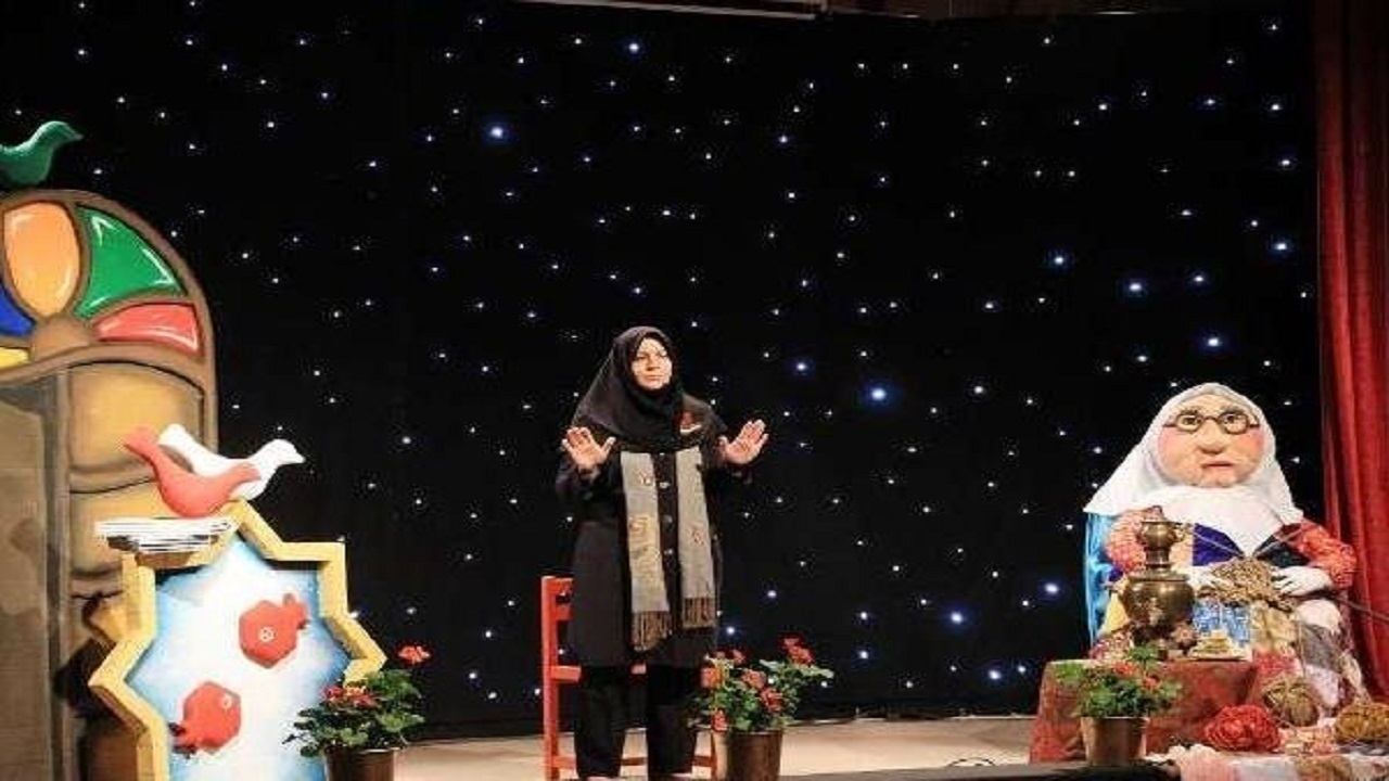 استقبال چشمگیر یزدی‌ها از پنجمین جشنواره قصه گویی بومی و محلی چله قصه‌ها