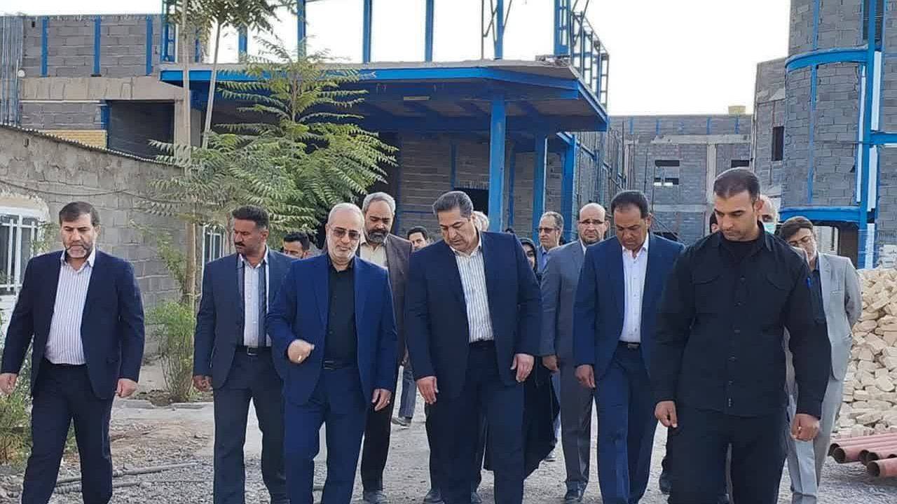 بازدید استاندار کرمان از روند احداث بیمارستان روانپزشکی امام رضا (ع)