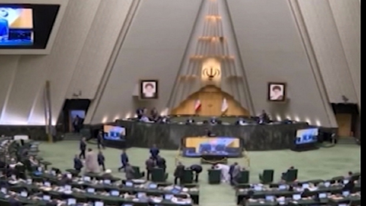 افزایش ۱۰۰ درصدی ثبت نام داوطلبان انتخابات مجلس در قم