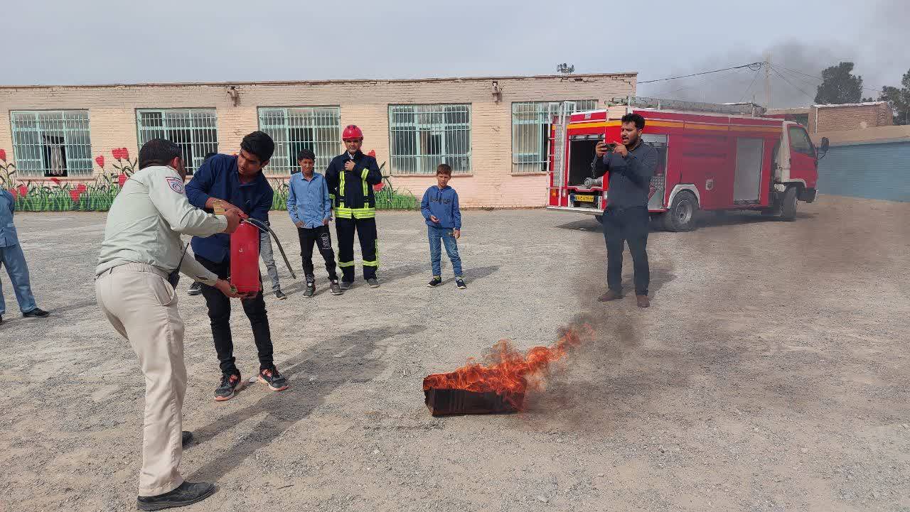 برگزاری مانور زلزله در جنت آباد