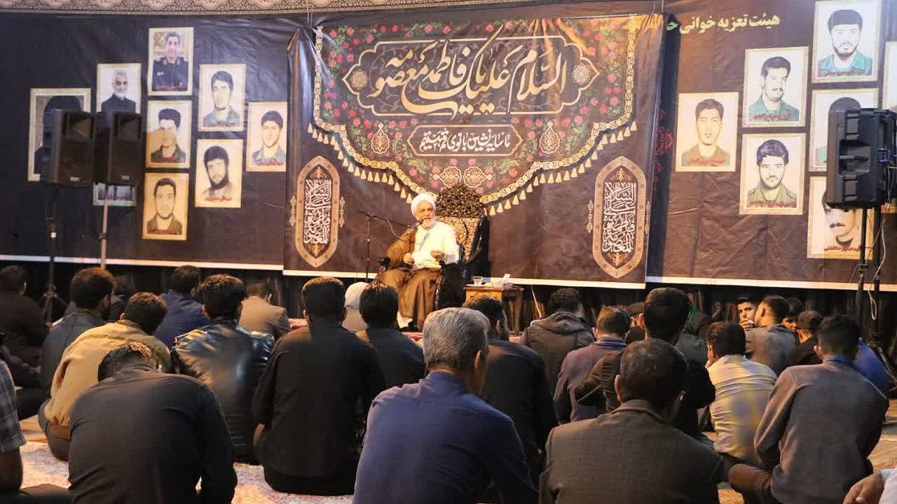 برگزاری یادواره شهیده زهرا افضلی در ده زیار کرمان