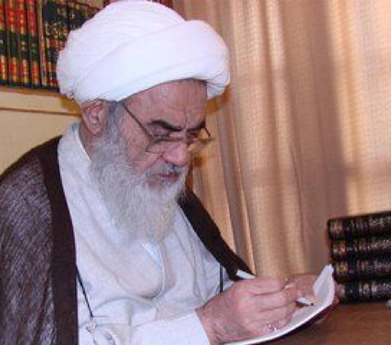 پیام تسلیت آیت الله مظاهری در پی رحلت آیت الله موسوی