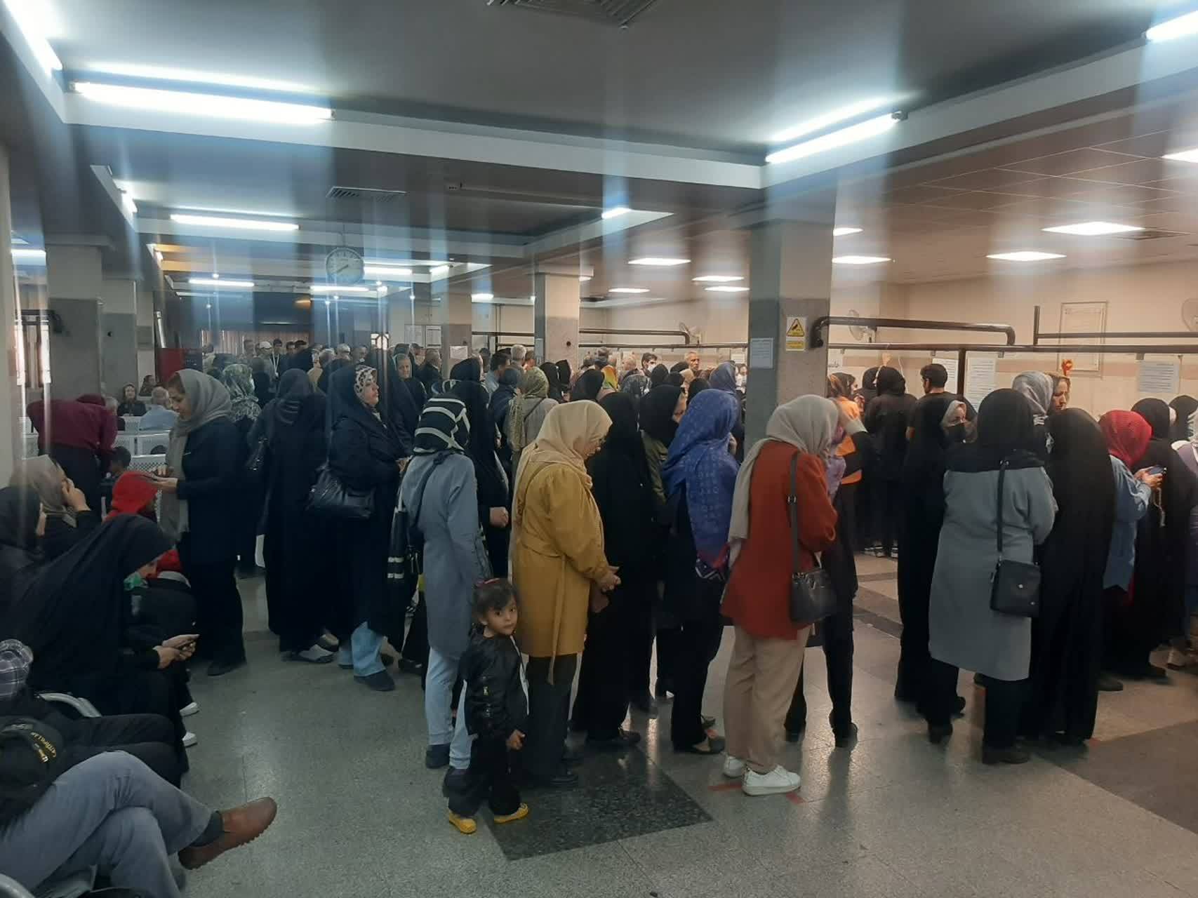 حال ناخوش بیماران بیمارستان فیاض بخش از نوبت دهی