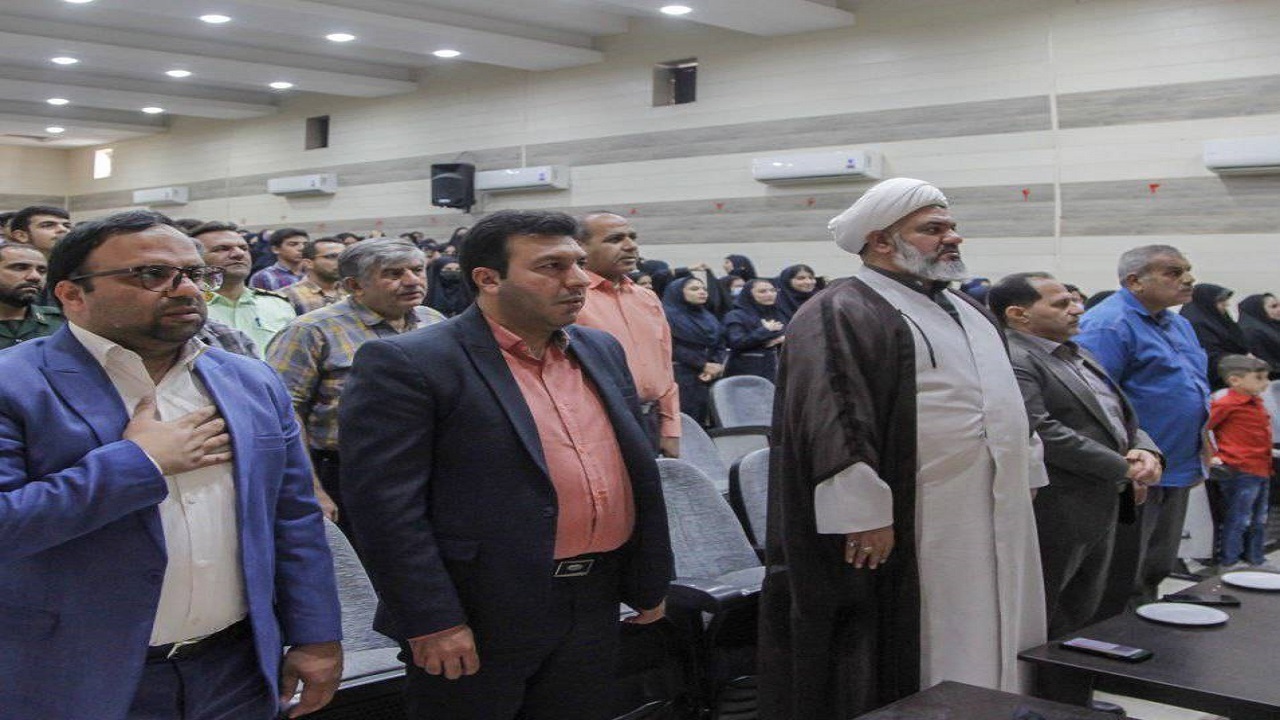 گرامیداشت شهدای دانش آموز لارستان به مناسبت هفته دانش آموز + تصاویر