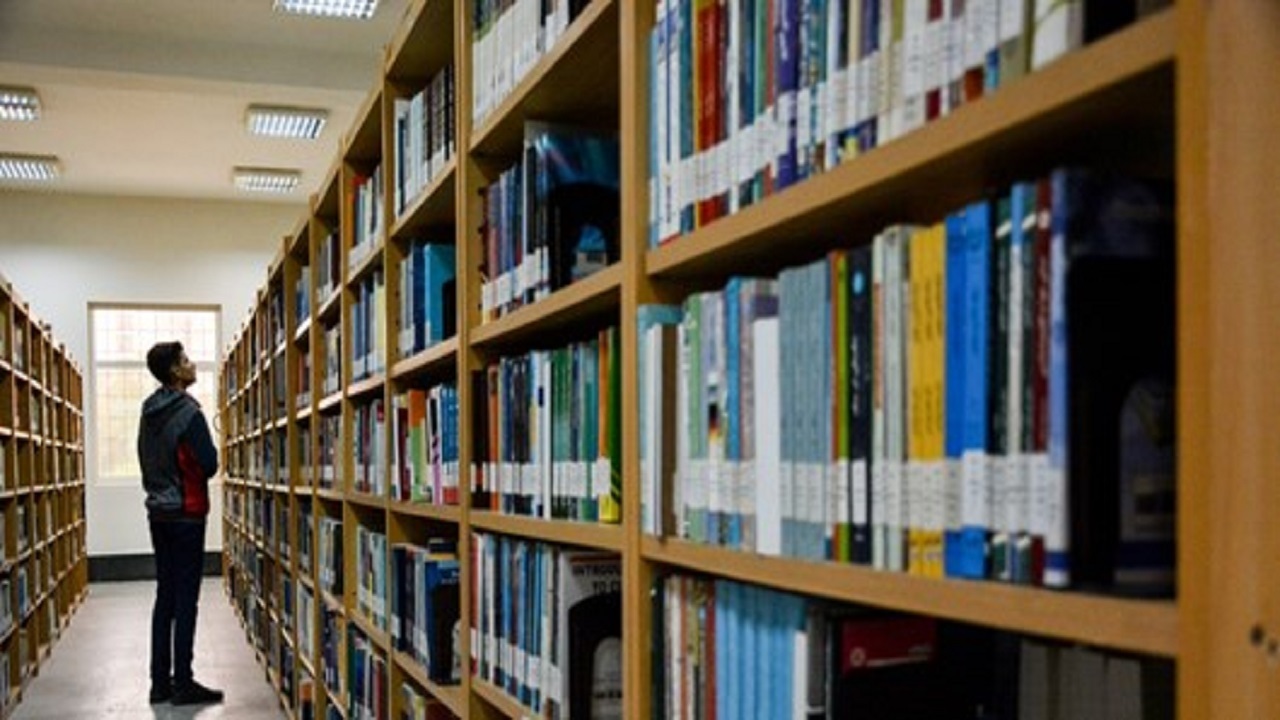 دستگاه‌های اجرایی استان بوشهر در برنامه‌های هفته کتاب همکاری کنند
