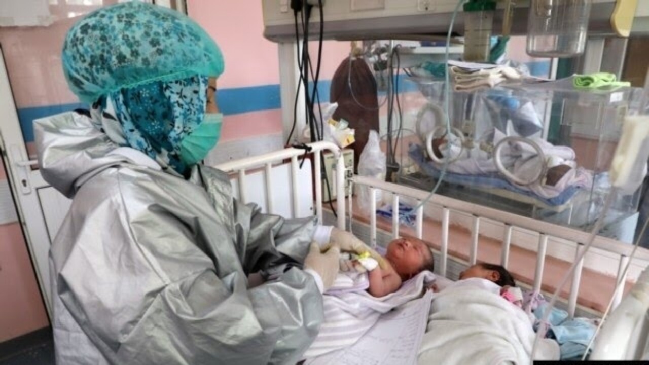 آموزش قابله ها برای کاهش مرگ و میر مادران افغانستانی