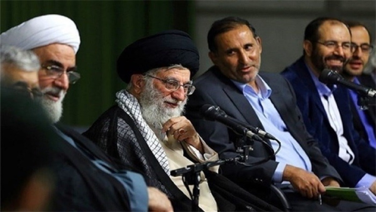 هم‌خوانی حماسی امروز دانش‌آموزان در دیدار رهبر انقلاب + فیلم