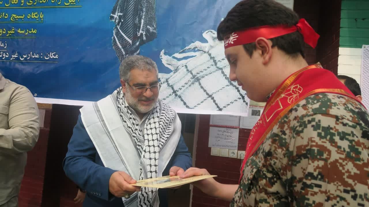 آغاز فعالیت پایگاه بسیج دانش آموزی در ۶۰ مدرسه غیر دولتی خوزستان