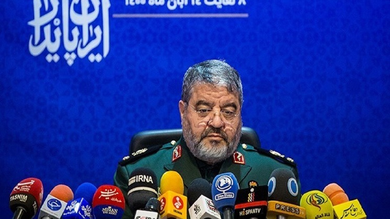 دشمنان با هوش مصنوعی آسیب‌پذیری مجموعه‌ها را رصد می‌کنند