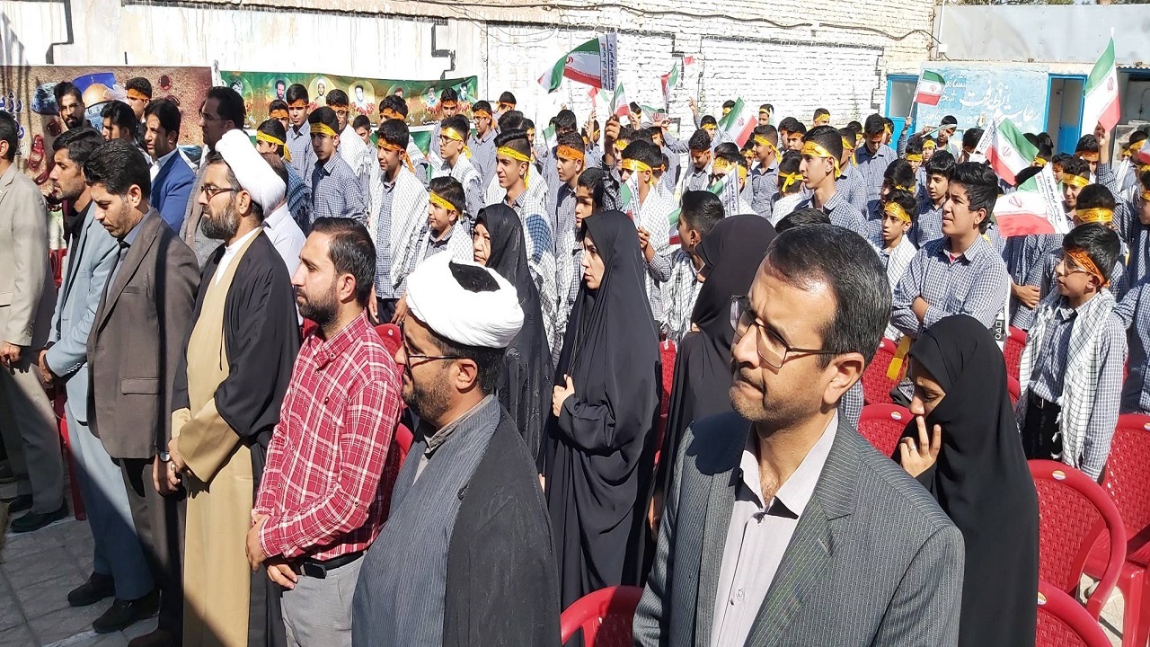 همایش سراسری چفیه‌های بهشتی در مدارس انار