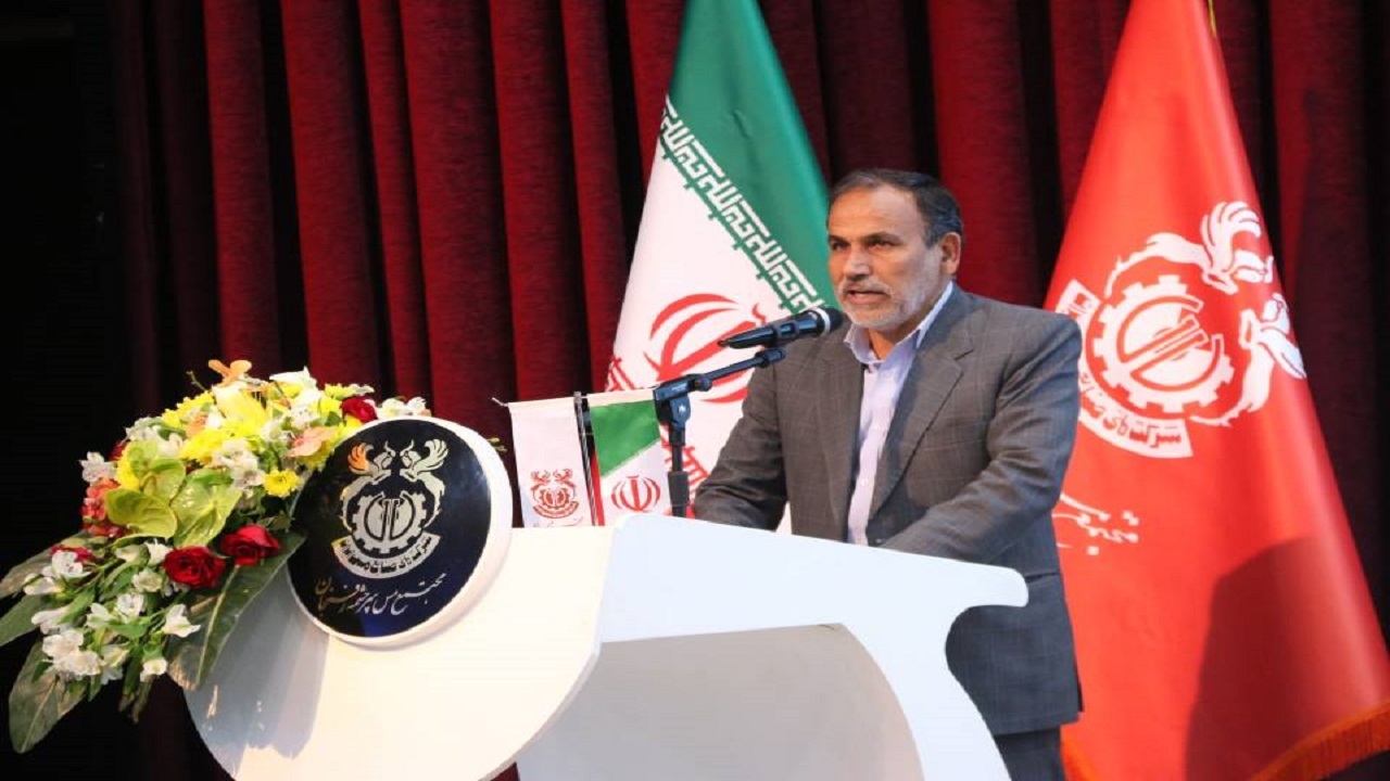سازمان پدافند درخصوص آفات کشاورزی چاره اندیشی کند