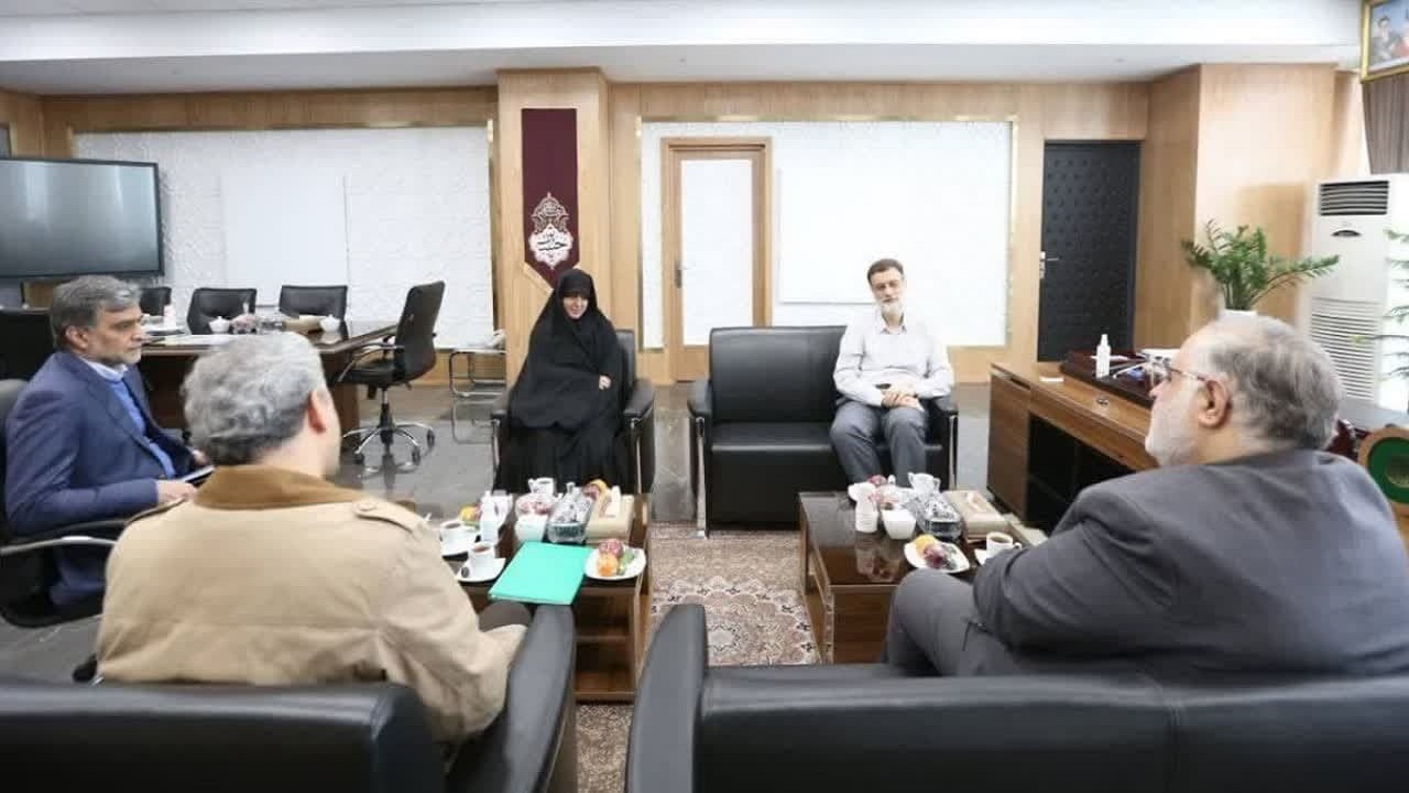 دیدار استاندار قزوین با رئیس بنیاد کشور