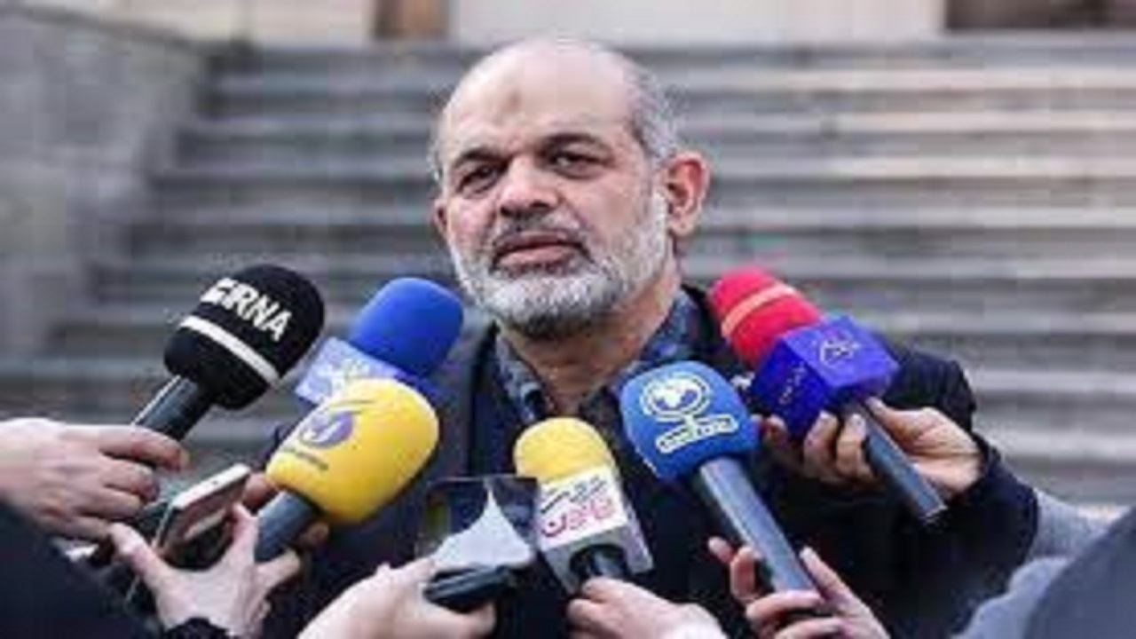 واکنش وزیر کشور به گروه‌های امر به معروف در مترو