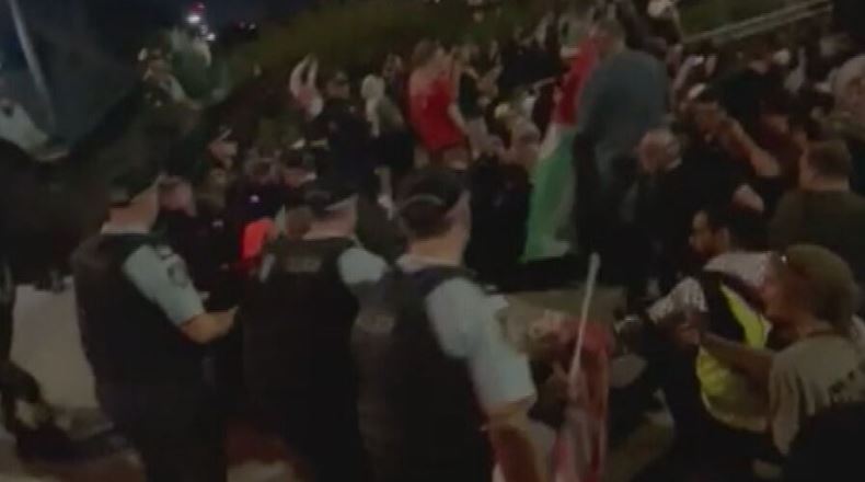 حمله پلیس استرالیا به تظاهرکنندگان حامی فلسطین