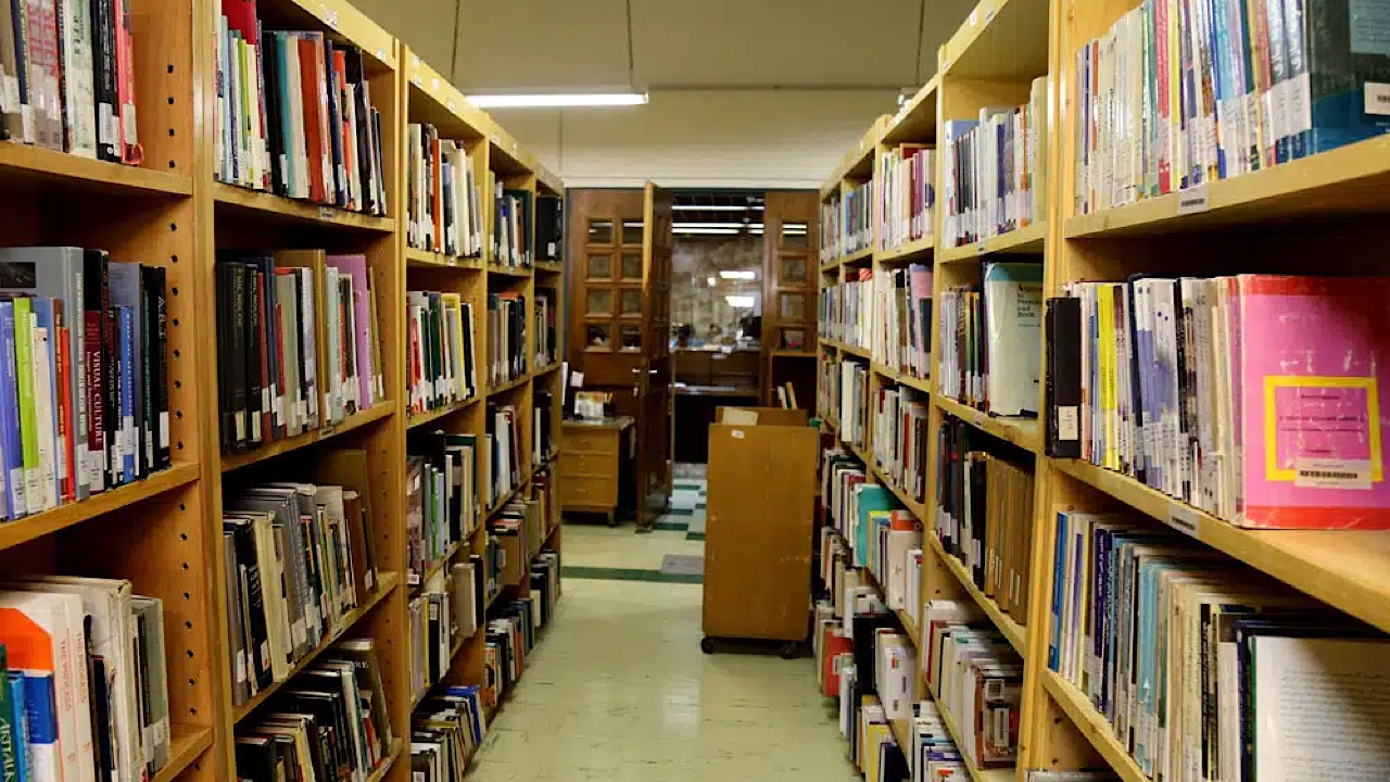 تأمین اعتبار ۳۰۰ پروژه ناتمام کتابخانه‌های عمومی