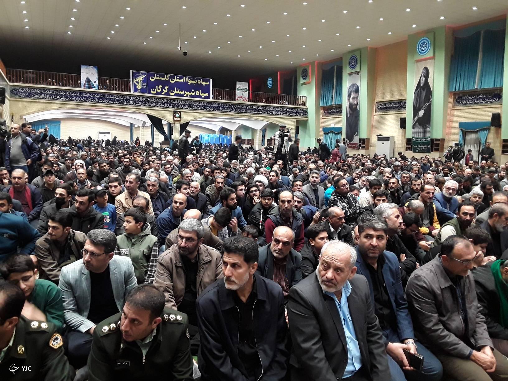 تشییع پیکر نخستین شهید مدافع حرم گلستان در گرگان