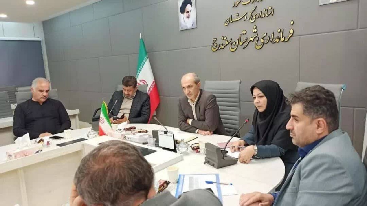 لزوم راه اندازی کتابخانه در روستا‌های پرجمعیت سنندج