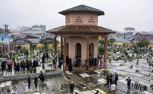 آرامگاه میرزا کوچک