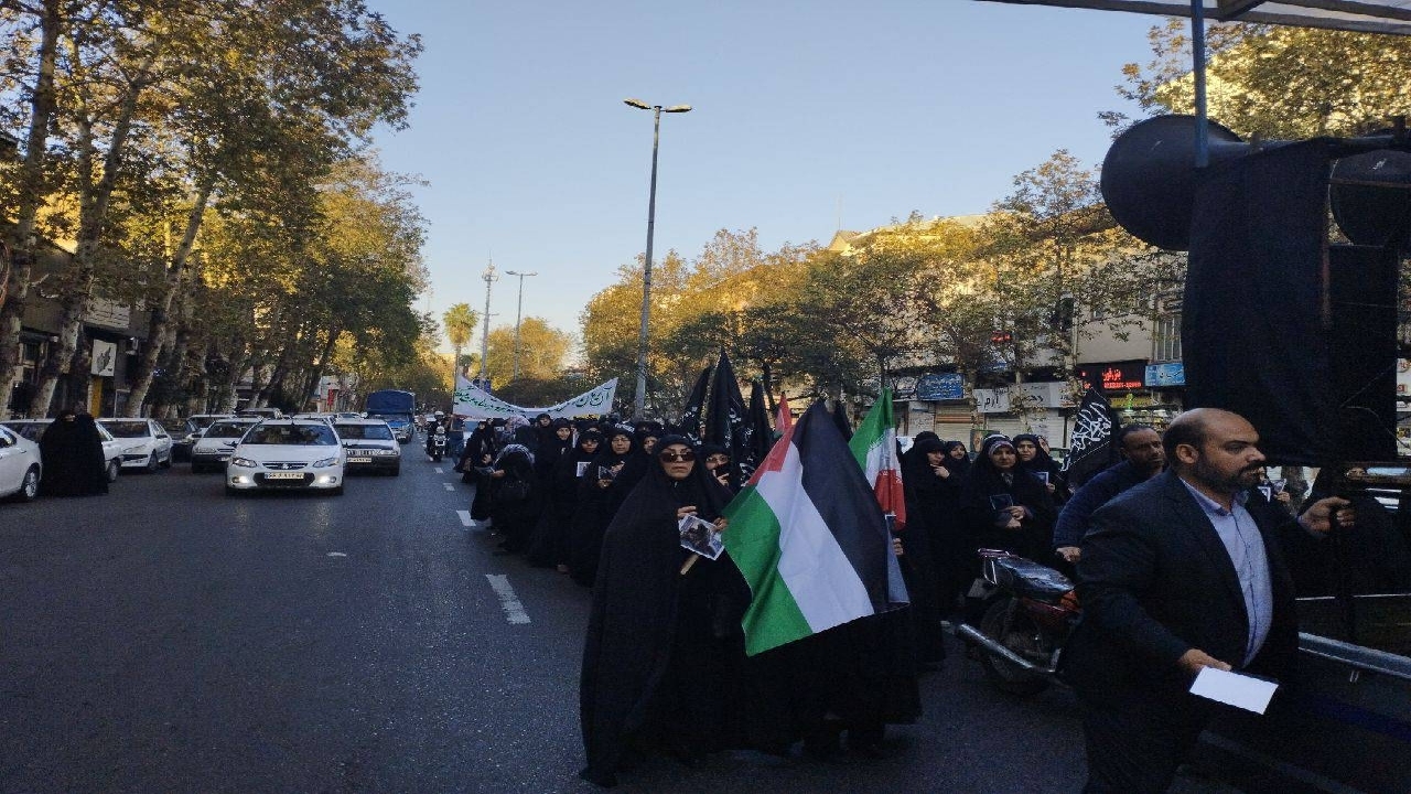 برپایی دسته عزاداری  به مناسبت سالروز شهادت میرزا کوچک جنگلی دررشت