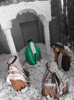 گرامیداشت ایام فاطمیه در روستای فتح آباد با برپایی نمایشگاه یاس کبود