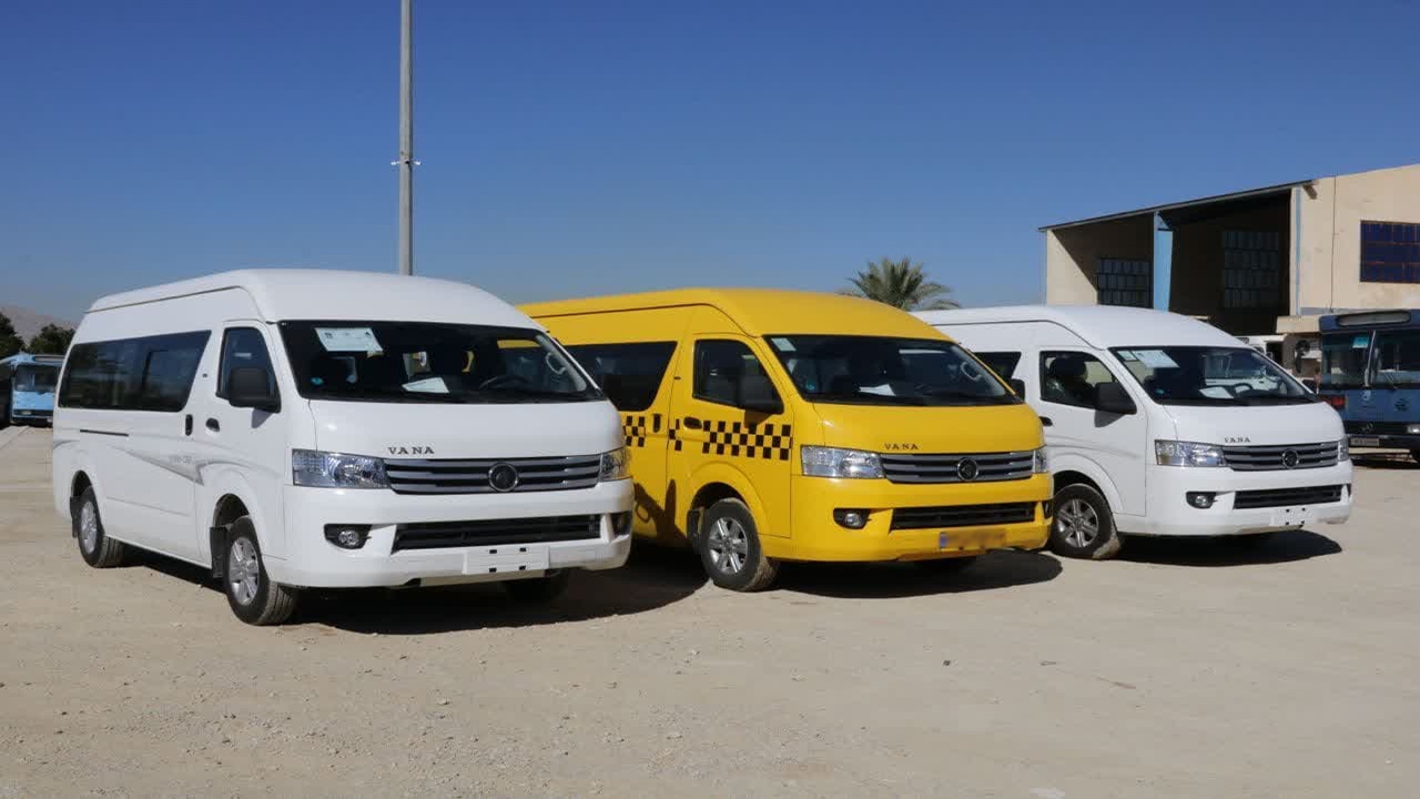 اضافه شدن ۳ دستگاه ون به چرخه حمل و نقل کازرون