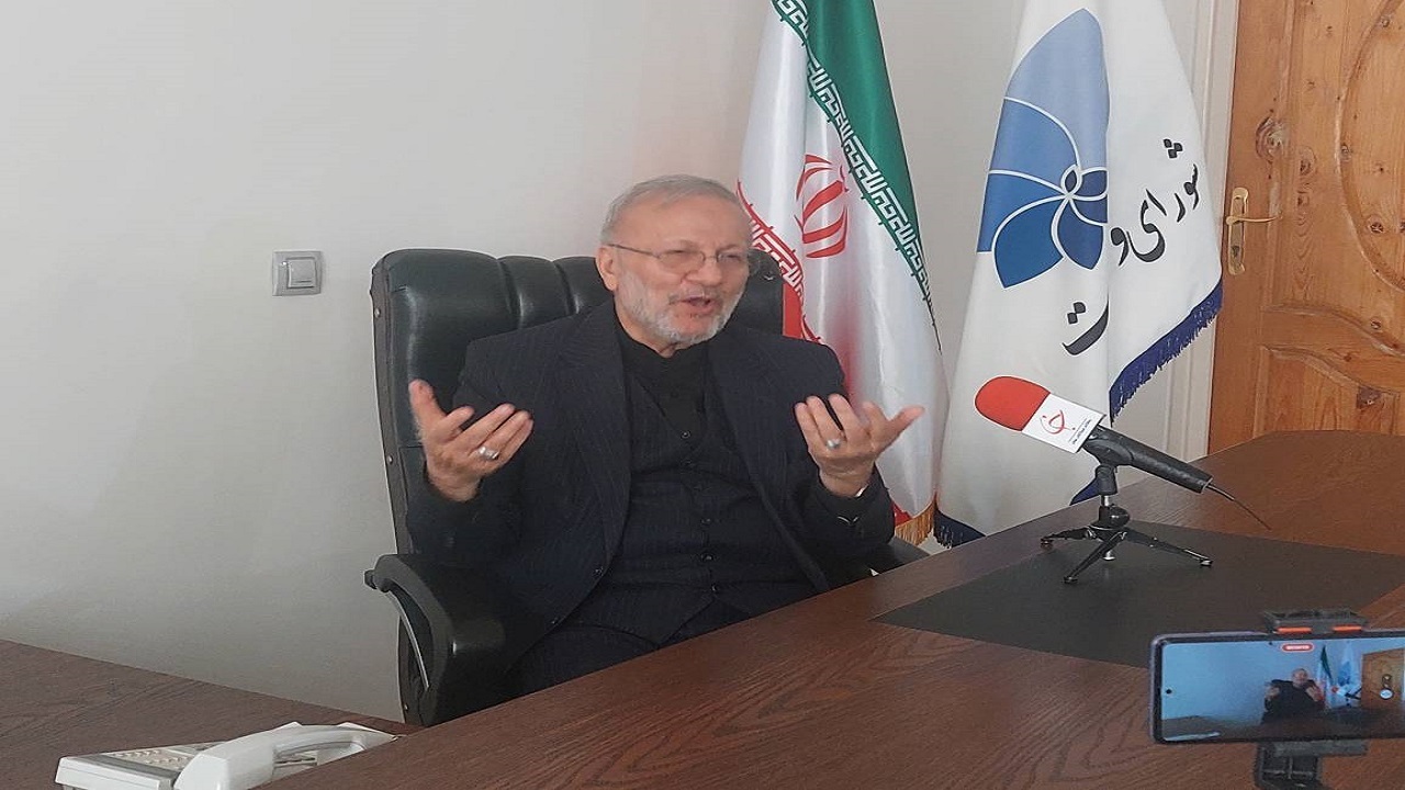 باید با مردم حرف بزنیم/ انتخابات امسال باید امیدآفرین باشد/ دولت با تشکیل اتاق فکرهای قوی مشکل گرانی را حل کند