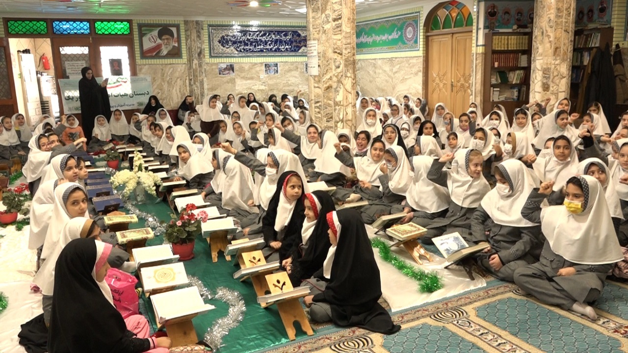 برگزاری محفل انس آوای آسمانی در همدان