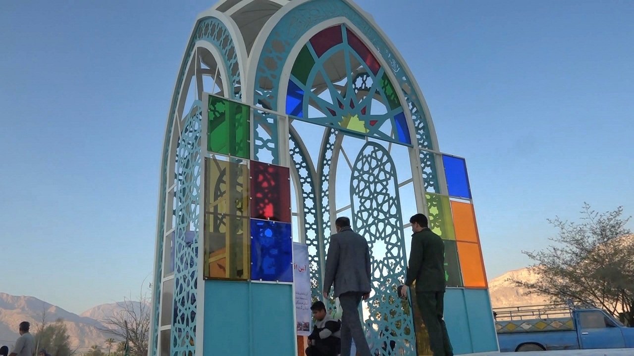 رونمایی از یادمان نخستین شهید مدافع حرم هرمزگان