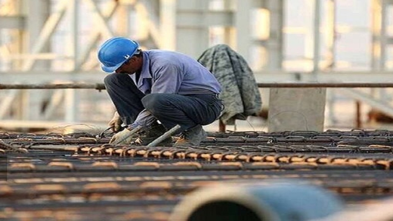 ممنوعیت به کارگیری اتباع غیرمجاز بدون کارت شغل در قم