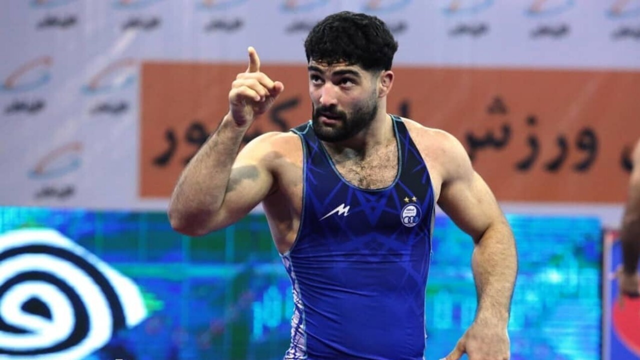امسال سطح کیفی لیگ کشتی پایین بود/ برای رقابت با یزدانی آماده می‌شوم