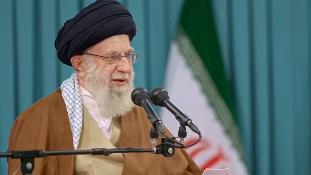 ورزشکارانی که در میدان انسانیت خوش درخشیدند + فیلم