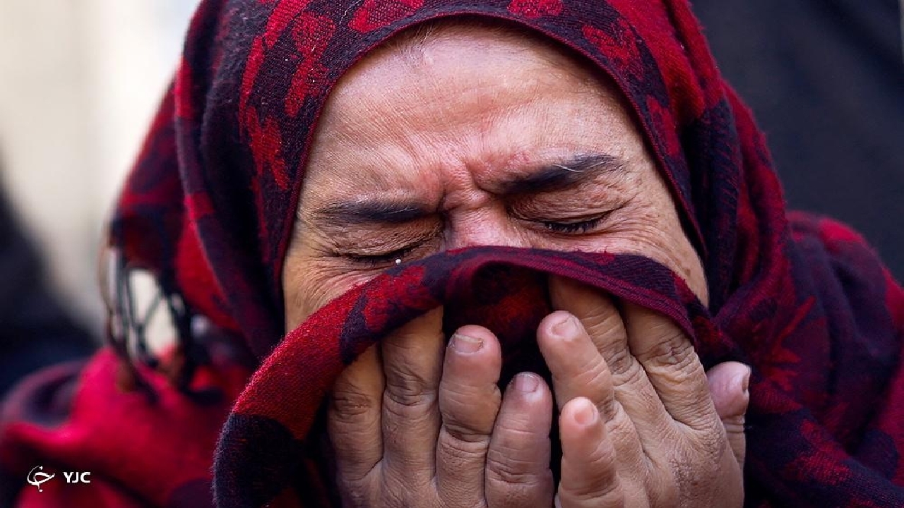 عاقبت با حق کشتی گرفتن، زمین خوردن است