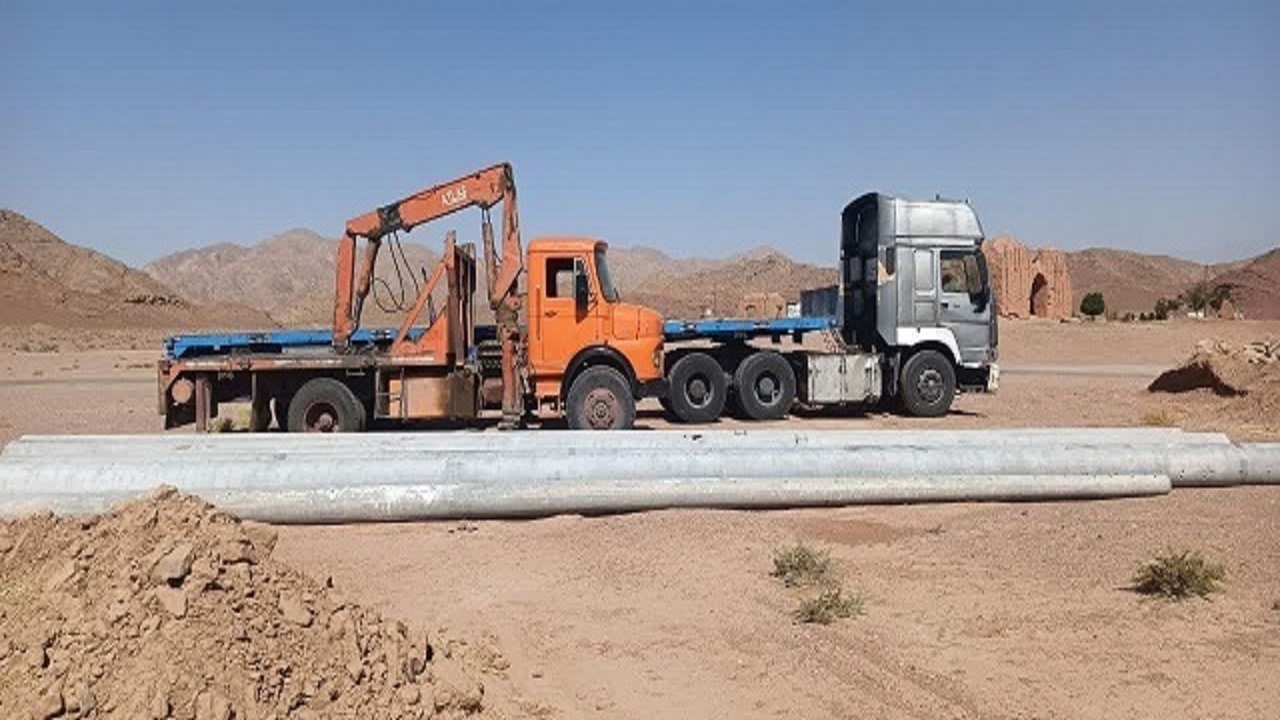 مرحله اول تأمین زیرساخت برق بافت تاریخی دیهوک اجرا شد