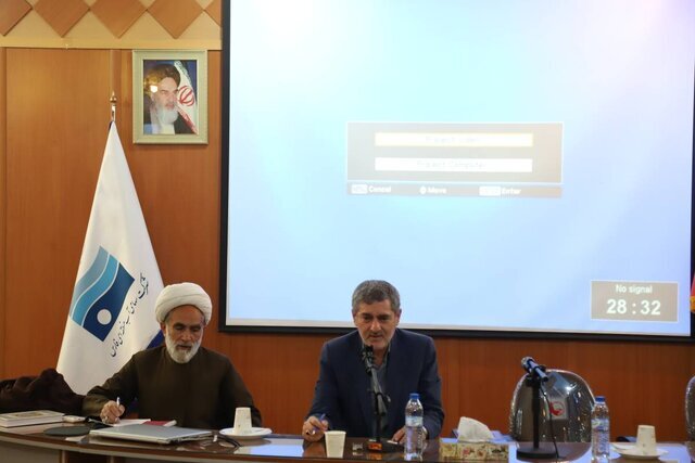 صنعتگران با استفاده فناوری‌های نوین، مصرف آب را به حداقل برسانند