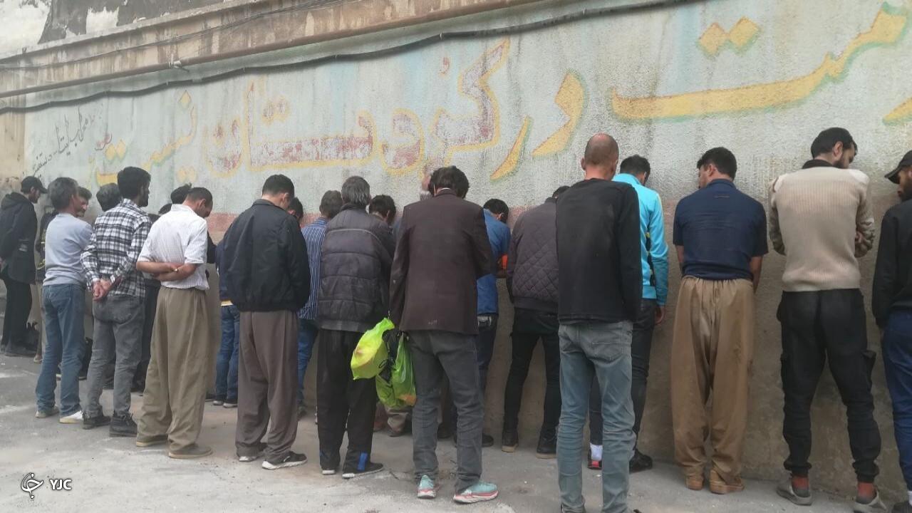 ۱۷ معتاد متجاهر در بوکان دستگیر شدند