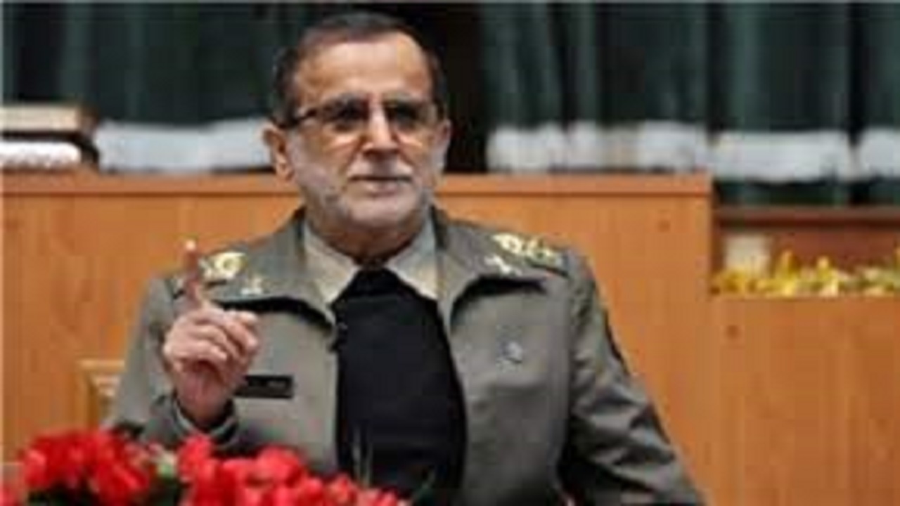 بصیرت و دانش جوانان موجب حفظ انقلاب می شود