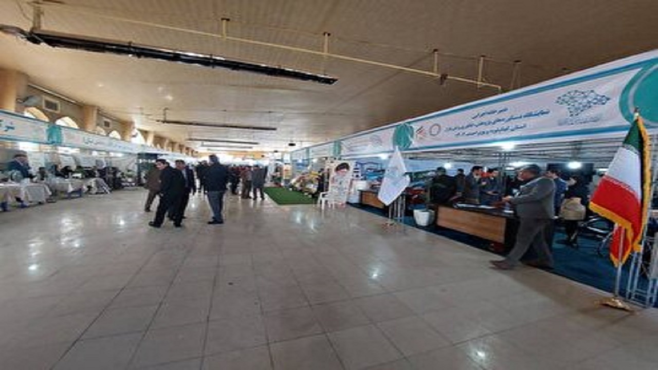 افتتاح نمایشگاه هفته پژوهش در یاسوج