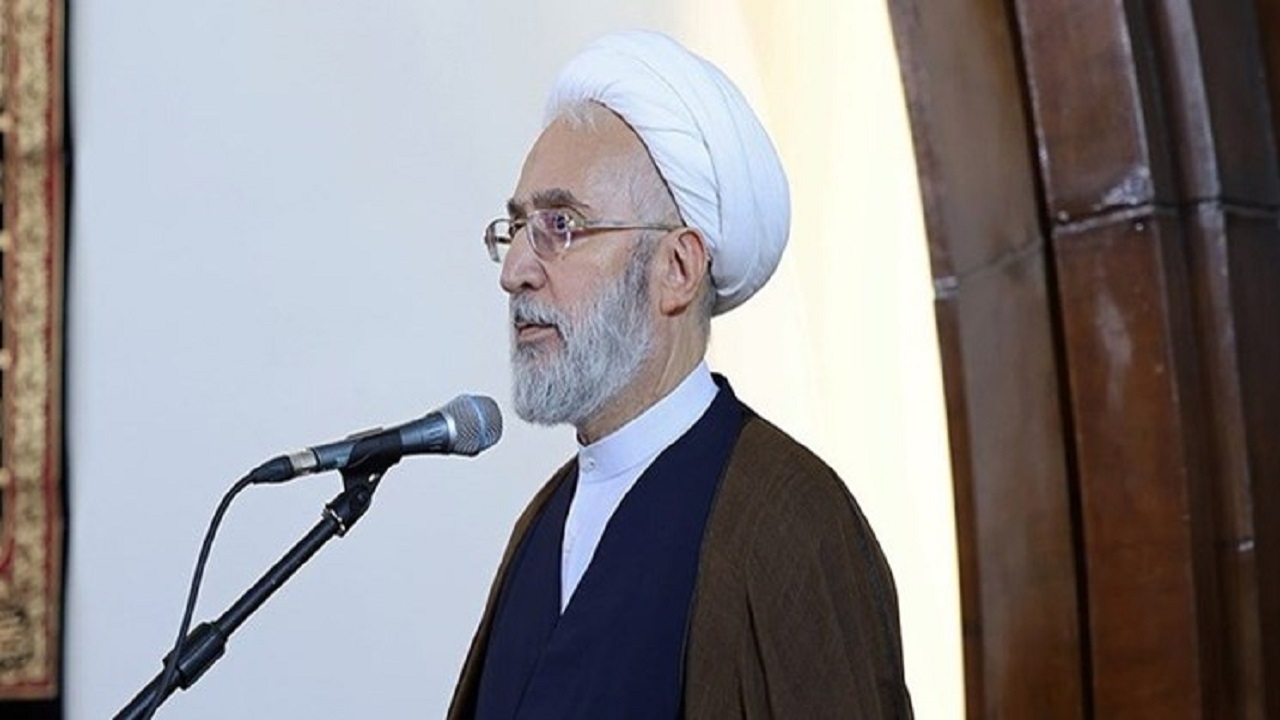 نمایندگان مجلس باید در حل مشکلات اقتصادی یاریگر باشند