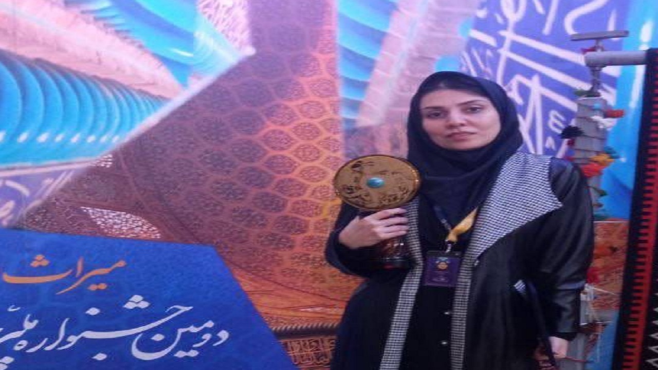 کسب تندیس و دیپلم افتخار بخش مستند رادیویی توسط بانوی رادیویی