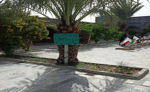 ادای احترام دانش آموزان چهارباغ به شهدا به حضور در اردوی راهیان نور