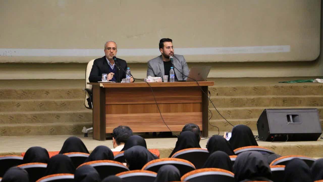 نرخ بیکاری در کرمان به ۷.۵ درصد رسیده است
