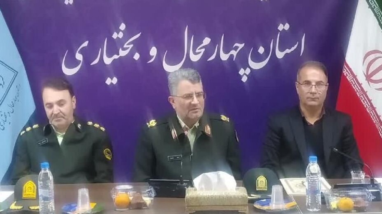 کشف و ضبط سالانه بیش از هزار دستگاه فلزیاب در کشور