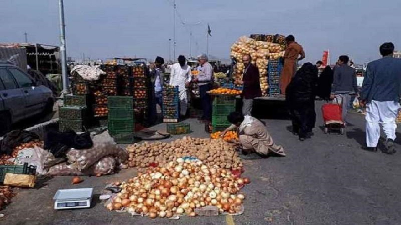 ساماندهی دوشنبه‌بازار زاهدان از حرف تا عمل!