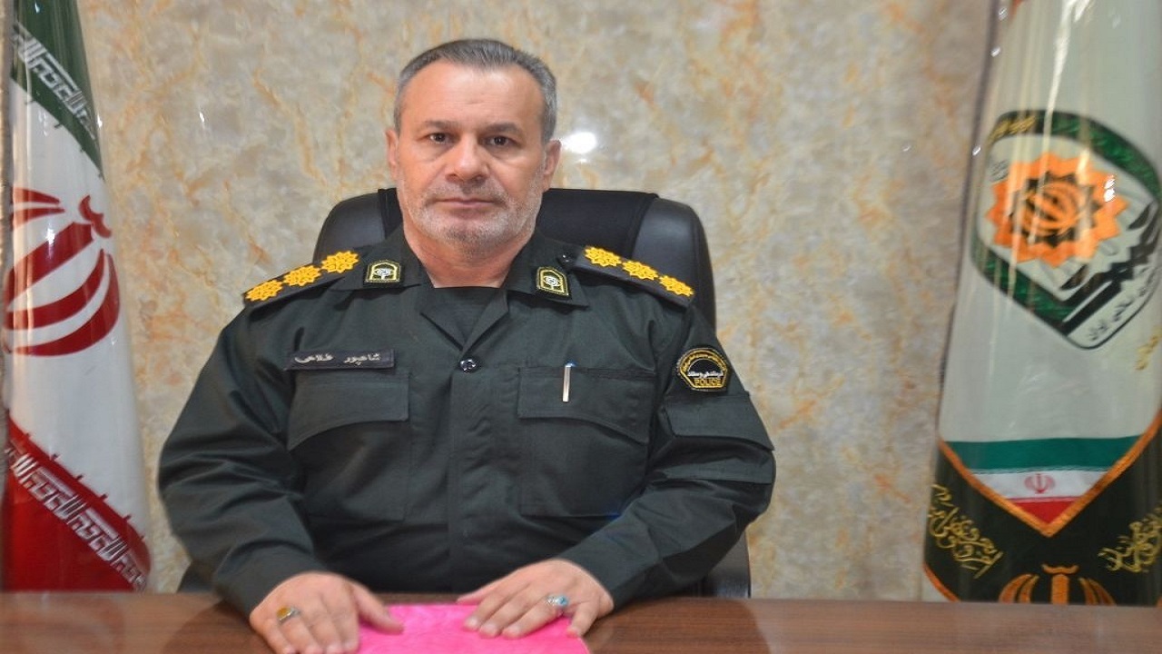 کشف ۲۰ تن قیر قاچاق در ایست و بازرسی پلیس زاهدان