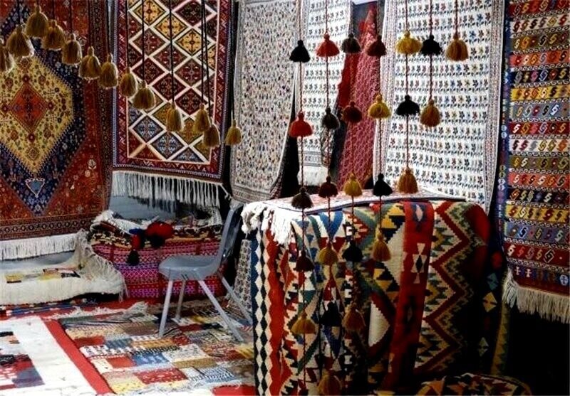 افتتاح یازدهمین نمایشگاه سراسری صنایع دستی در سیرجان