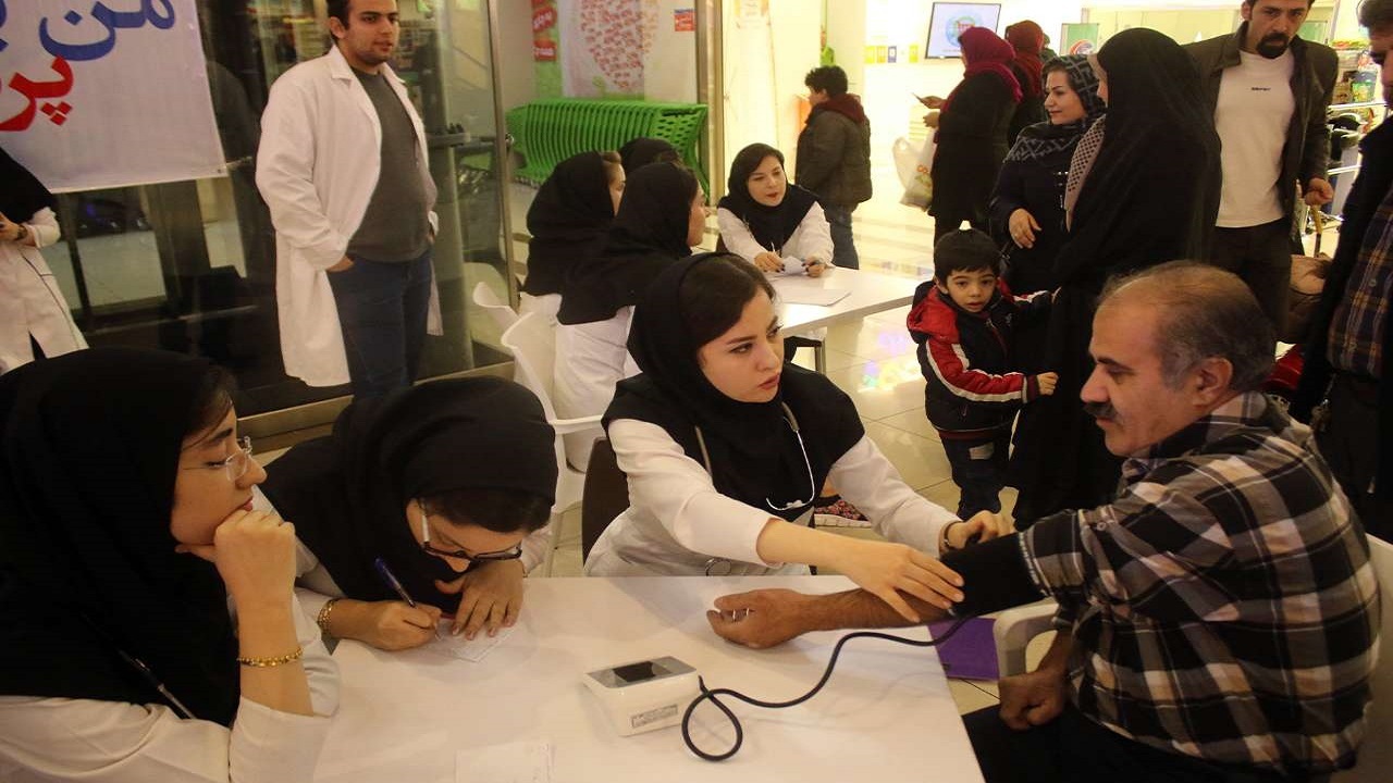 بیش از ۲ هزار نفر در زنجان مشمول پایش سلامت جامعه ایثارگری هستند